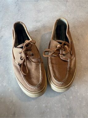 Sperry Women’s Tan Canvas Lace-Up Boat Shoes